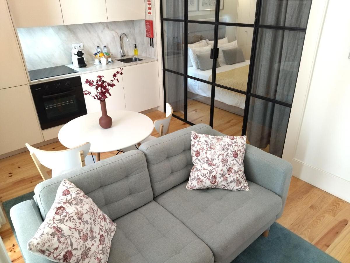 Santa Catarina Patio Apartment - With Washer Machine Porto Dış mekan fotoğraf