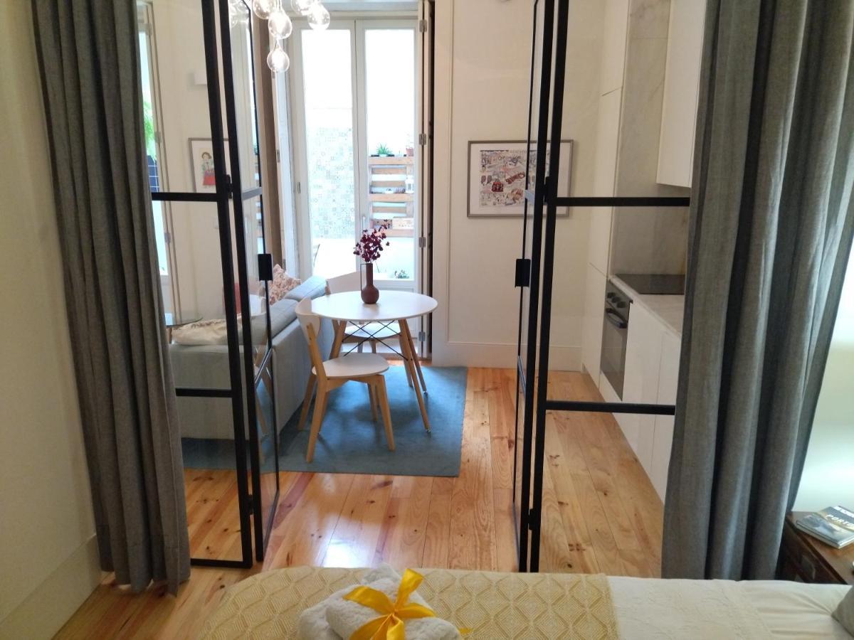Santa Catarina Patio Apartment - With Washer Machine Porto Dış mekan fotoğraf