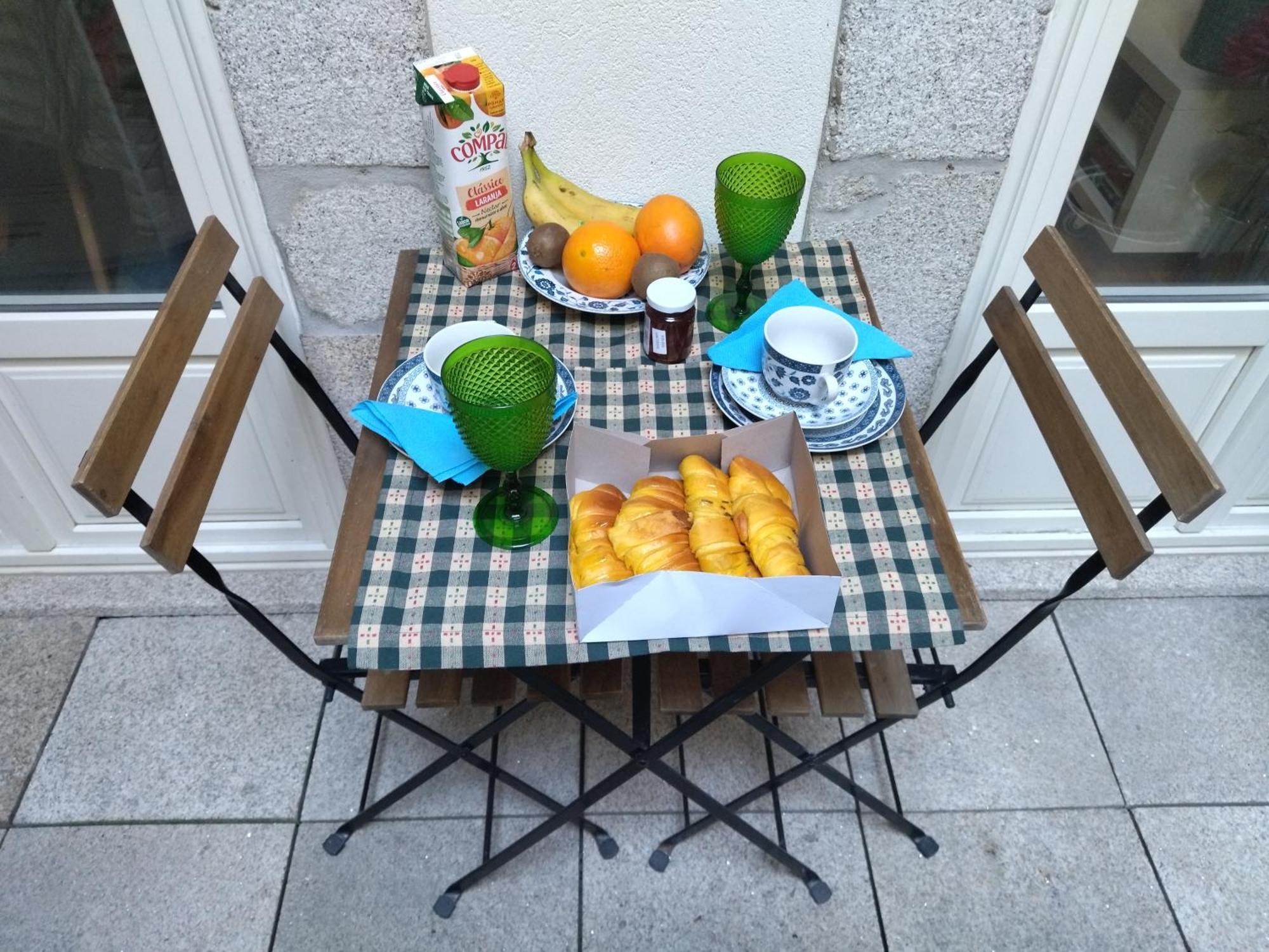 Santa Catarina Patio Apartment - With Washer Machine Porto Dış mekan fotoğraf
