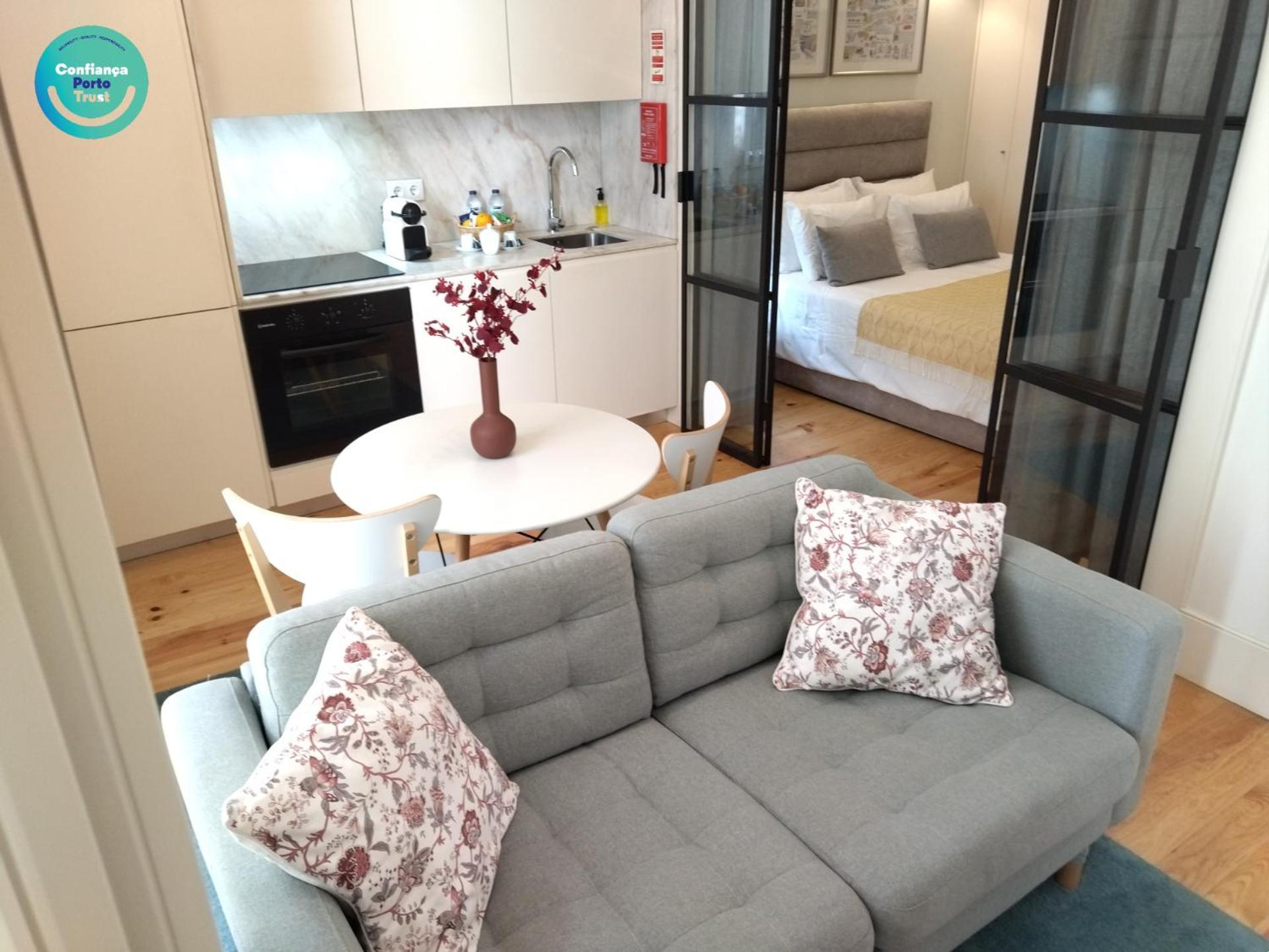 Santa Catarina Patio Apartment - With Washer Machine Porto Dış mekan fotoğraf